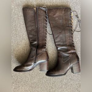 6M Brown knee high boots